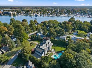 18 Anchorage Way, Barrington, RI 02806