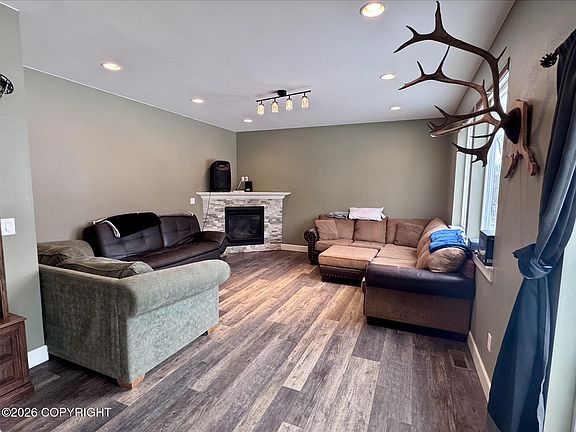 4th image of 4636 S Carillon Dr