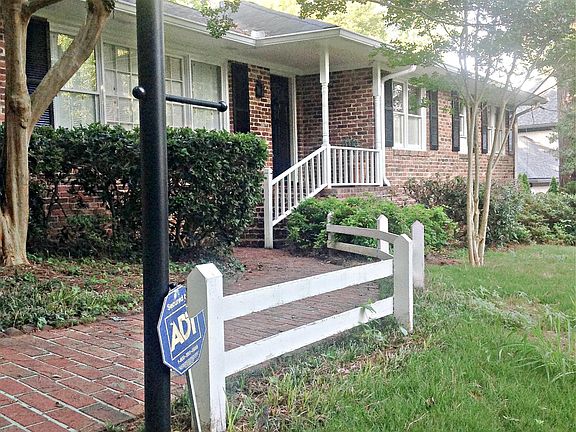 2nd image of 410 Montevallo Dr NE