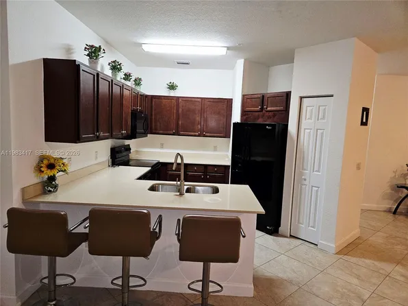 290 NW 109th Ave APT 107, Miami, FL 33172