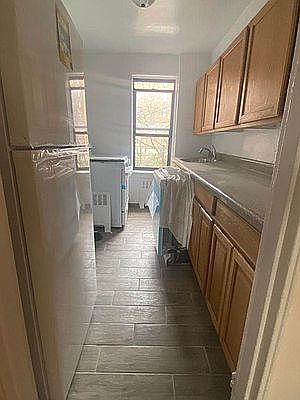 5th image of 61-23 224th St #B1