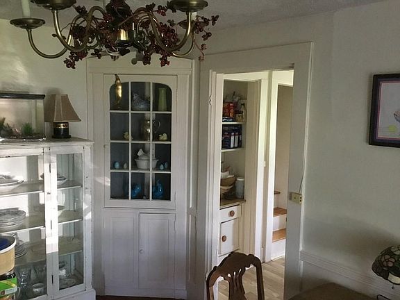 4th image of 252 Water St #0