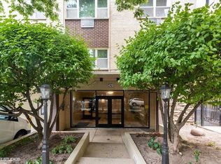 420 W Aldine Ave APT 203, Chicago, IL 60657