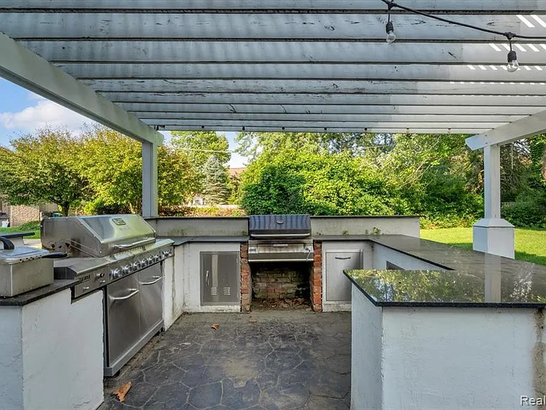 4158 Cherrywood Dr — Photo 45