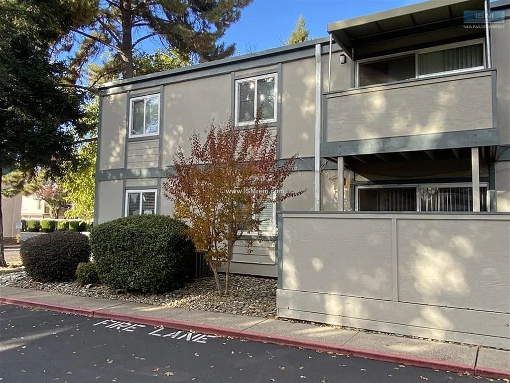 The Villas at Chico — Photo 4