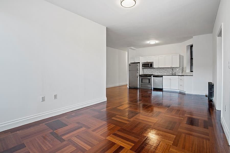 1st image of 3381 Broadway #35