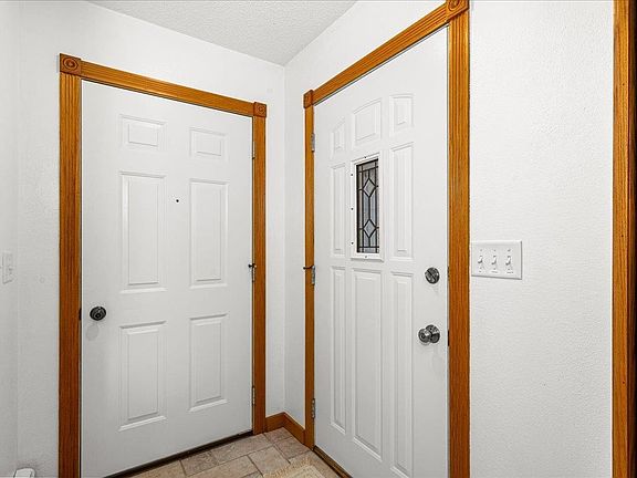 5th image of 2149 W Chub Lake Rd