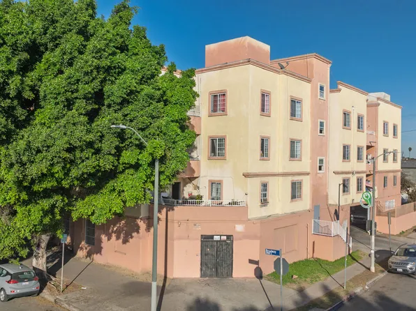 4920 S Broadway, Los Angeles, CA 90037