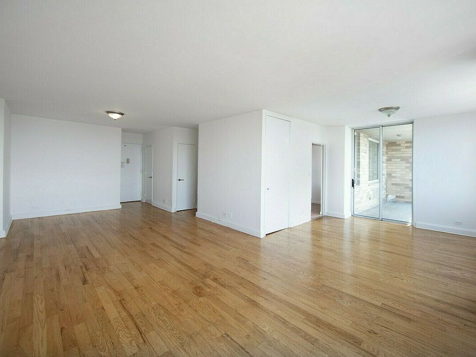 1st image of 424 W End Ave #1107