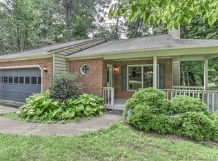 14 Foxberry Dr, Arden, NC 28704