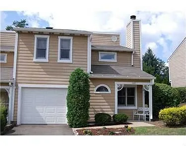 317 Squire Cir photo 1