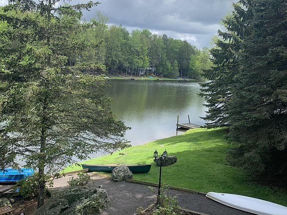 4th image of 1086 Beaver Lake Dr