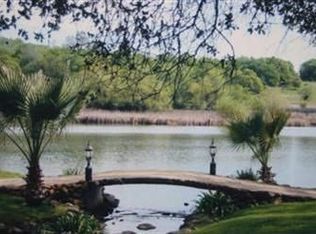 9225 Country Club Ln, Auburn, CA 95602