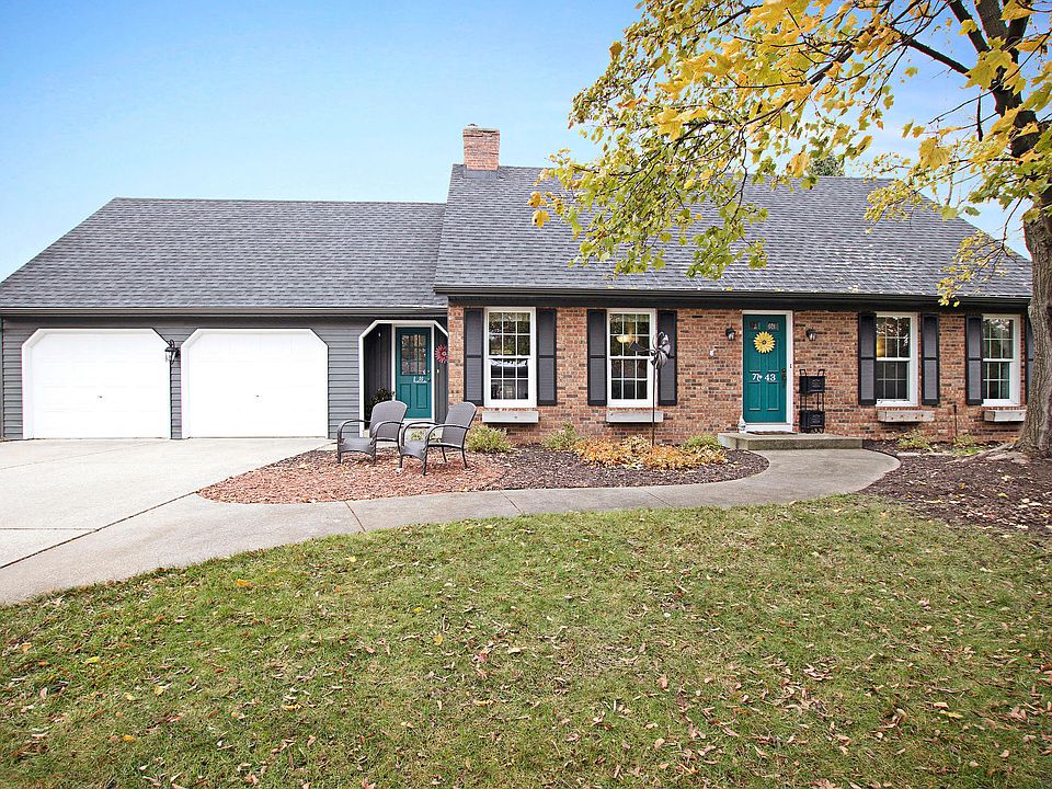 1st image of 43 Winterhalder Dr