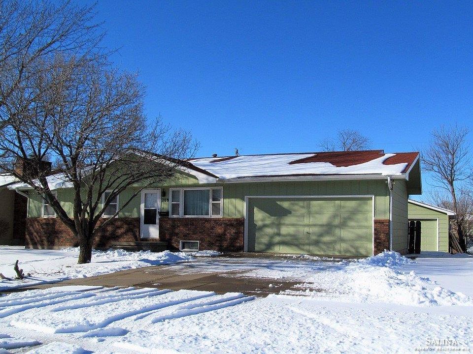 1st image of 209 E Gail Dr