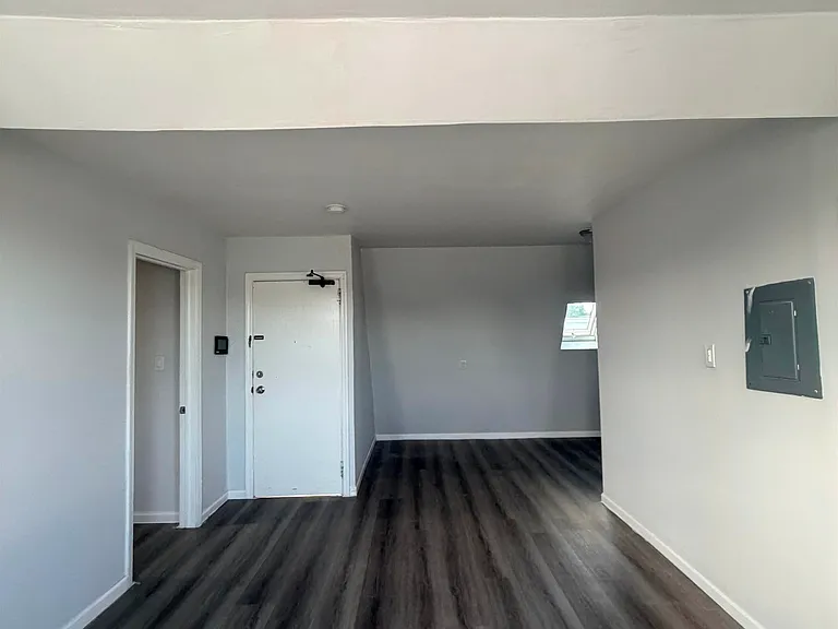 109 Frank E Rodgers Blvd S #3 — Photo 3