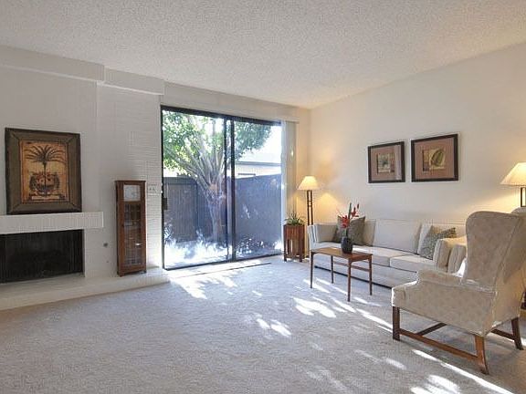 LIVING ROOM VIEW TO PATIO