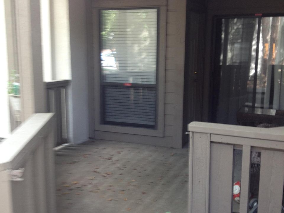 Outdoor deck.
