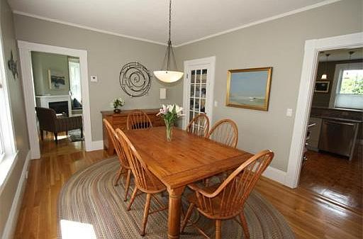 4th image of 22 Devereux St