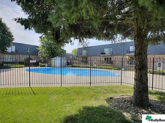 4th image of 12727 Woodcrest Plz #3-122