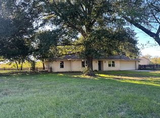208 S Hogg St, Streetman, TX 75859