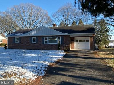 109 Eisenhower Blvd, Lancaster, PA, 17603