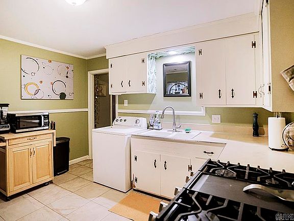 5th image of 304-306 S Rosetta St
