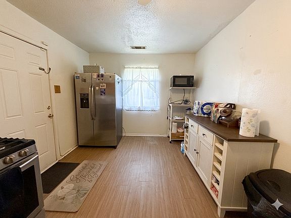 5th image of 780 Emberwood Dr