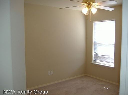 5th image of 4108 SW Shadowrock Pl #2
