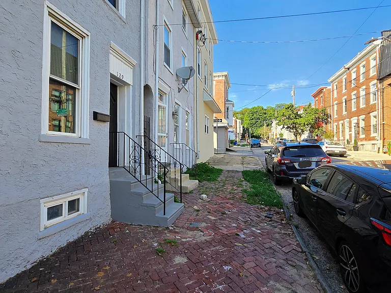 129 Ripka St — Photo 2