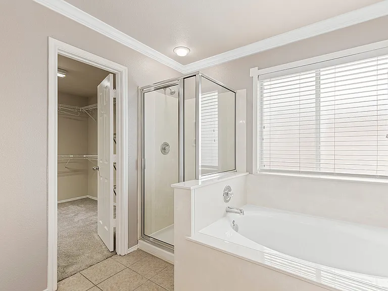 24007 Wimberly Oaks — Photo 26