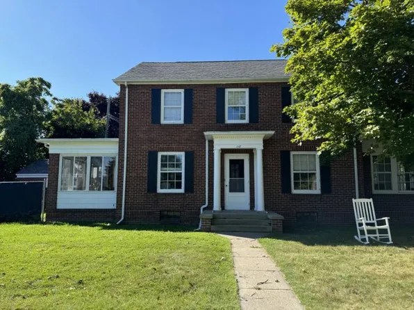 118 School St, Harbor Beach, MI 48441
