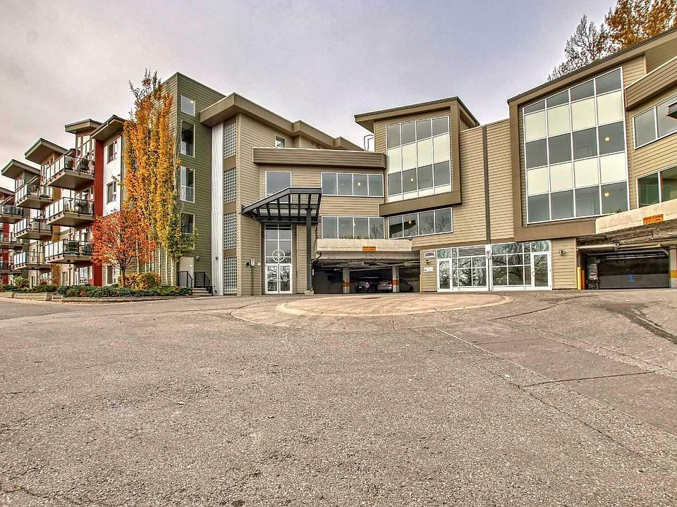 1st image of 405 1st St NE Unit 405