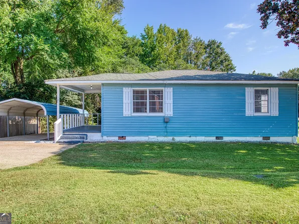 102 Sprayberry Rd, Newnan, GA 30263