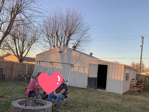 2nd image of 107 Shady Ln