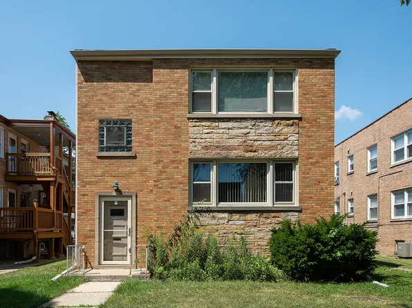 8206 Knox Ave, Skokie, IL 60076