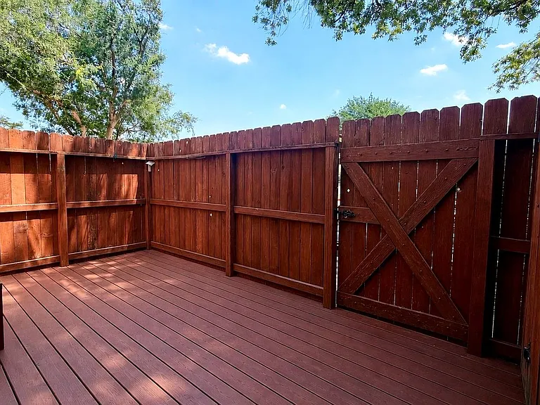 11710 Southlake Dr #16 — Photo 36