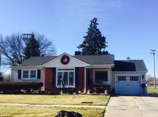 517 Oswego Ave, Hastings, NE 68901