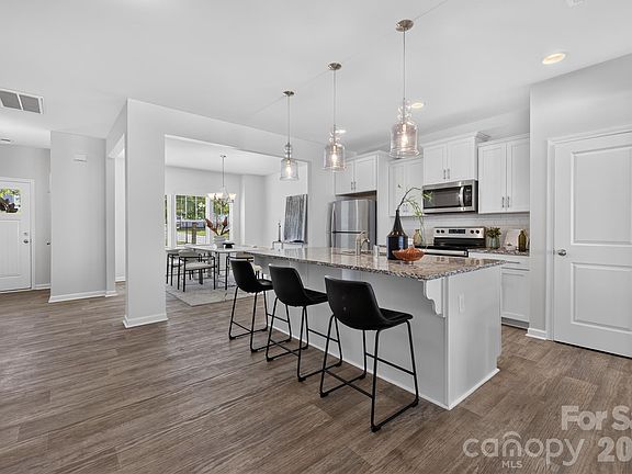 5th image of 15211 Meacham Farm Dr #36