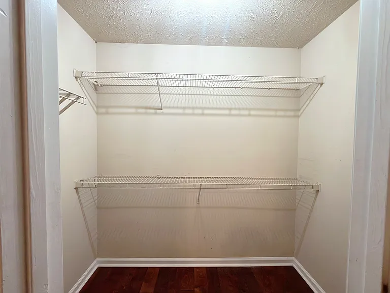 3990-1 Oak Glenn Dr — Photo 27