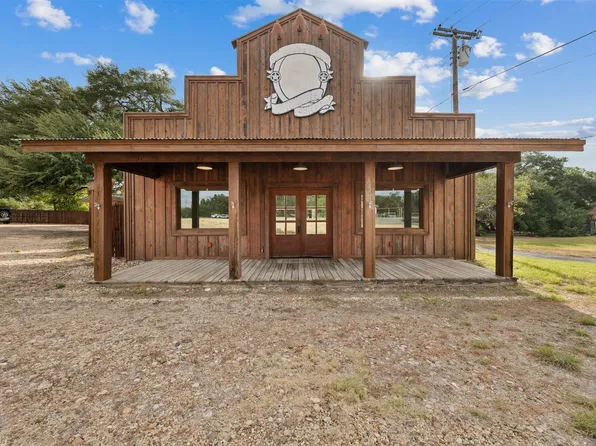 6401 Rock Creek Rd, Waco, TX 76708