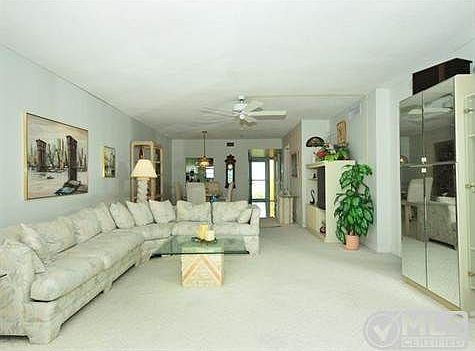 5th image of 36 Yacht Club Dr APT 605