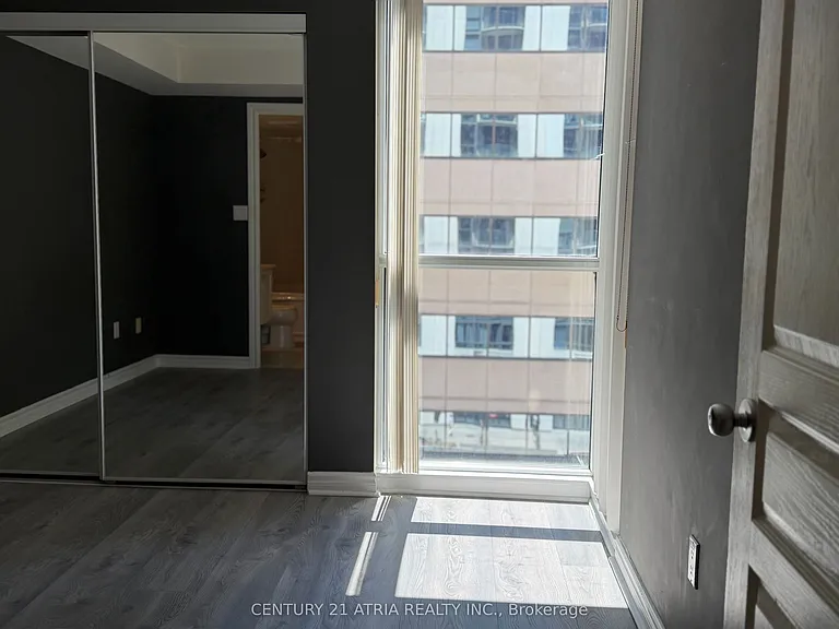 801 Bay St #602 — Photo 13