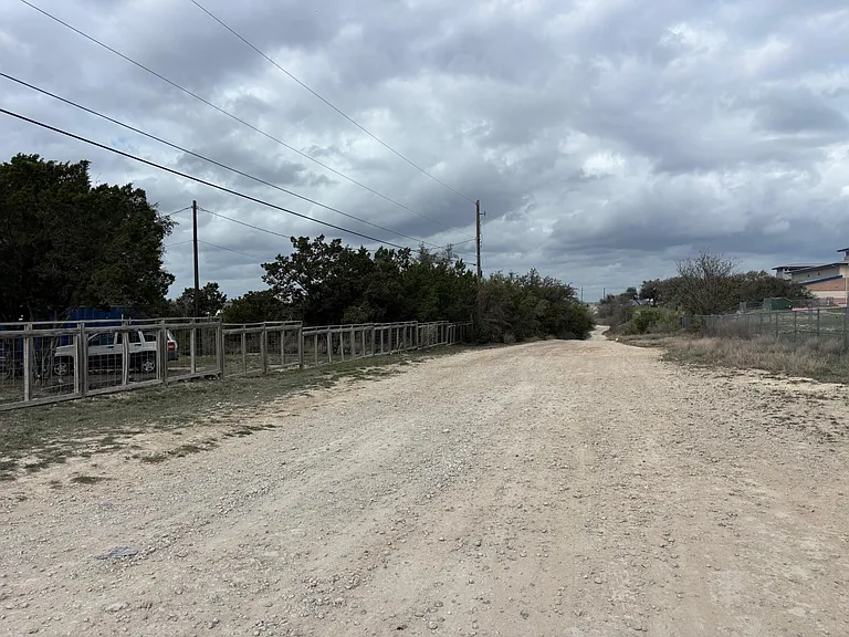 15401 Lariat Trl — Photo 7