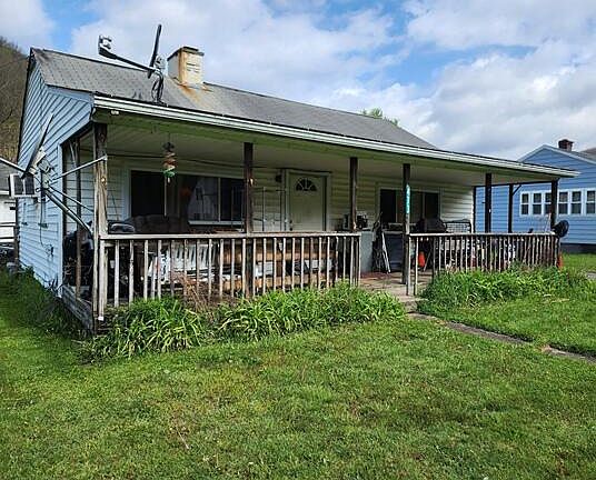 2nd image of 473 Meadow Rd