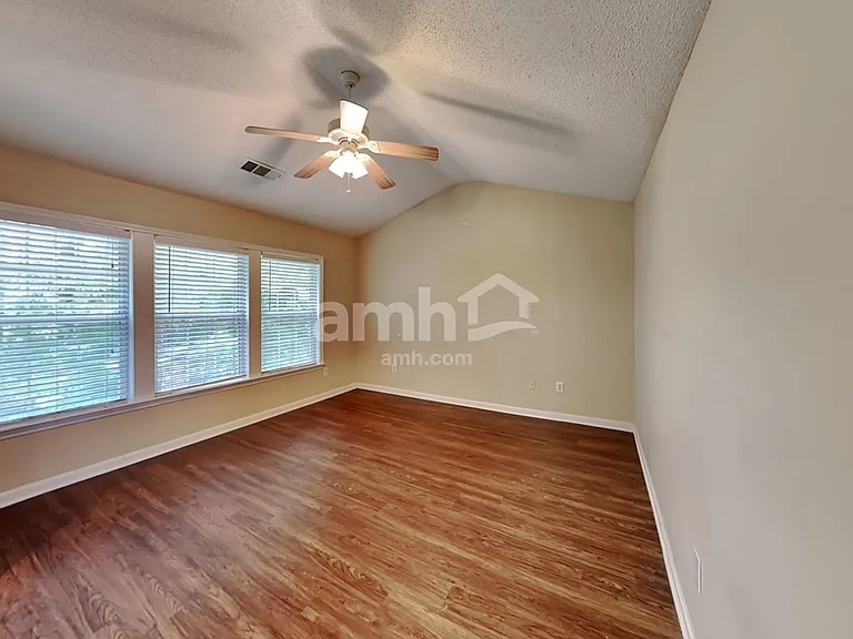 375 Bass Way NW — Photo 10