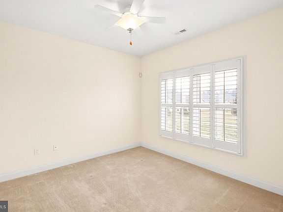 3rd image of 18216 Wisteria Way