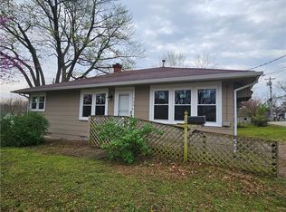 108 E Marshall St, El Dorado Springs, MO 64744