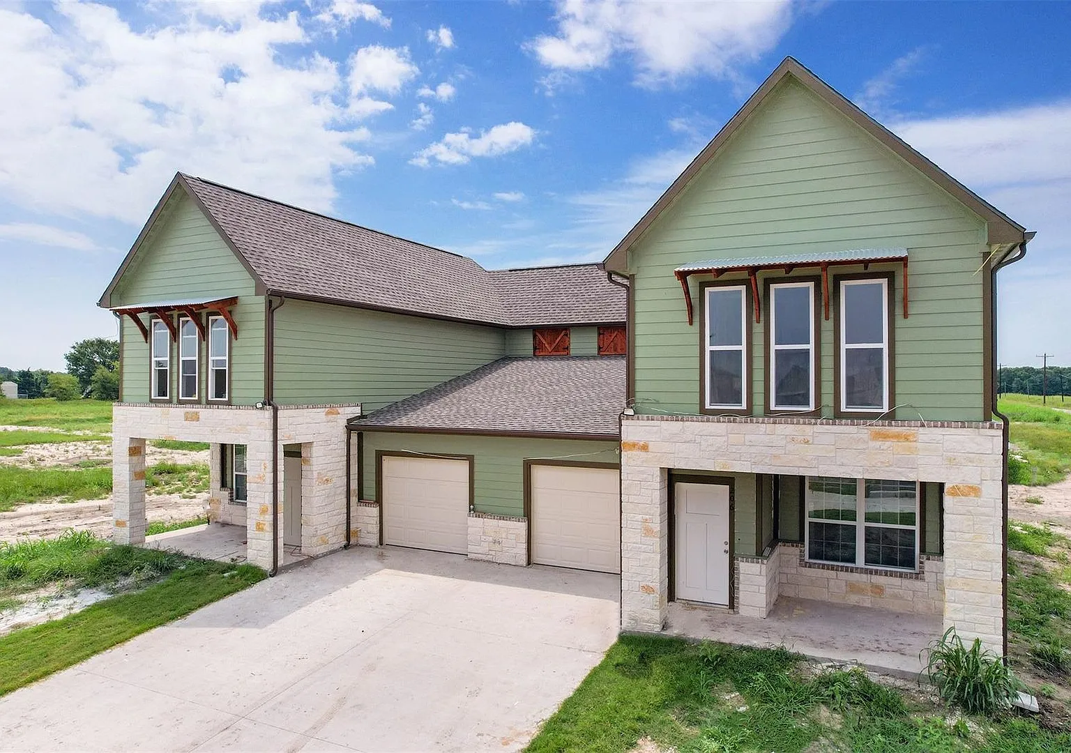 The Cloisters Of Lake Tawakoni Townhomes! — Photo 1