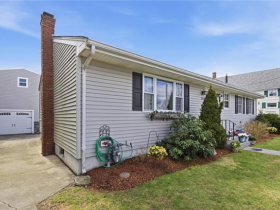 2nd image of 133 Friendship St